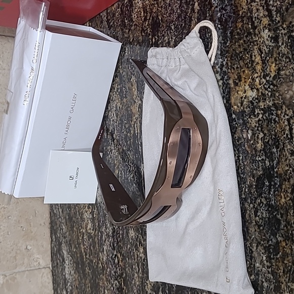 Linda Farrow Suit of Armor Wrap Around Sunglasses - Picture 8 of 8